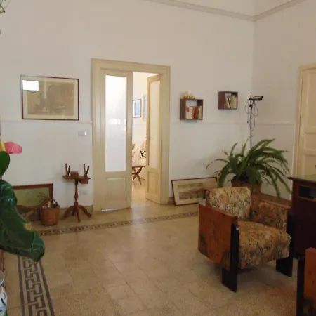 Giardino Farina Dimora Storica Bed & Breakfast *